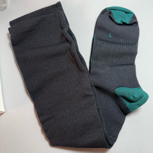 Zoom Wellness CopperZen Compression Socks L/XL - Picture 9 of 10